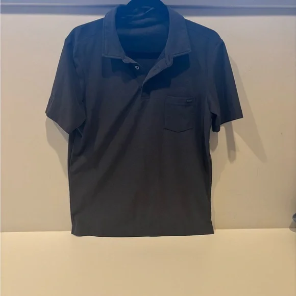 Vuori Ace Polo in DARK GRAY - Picture 2 of 7